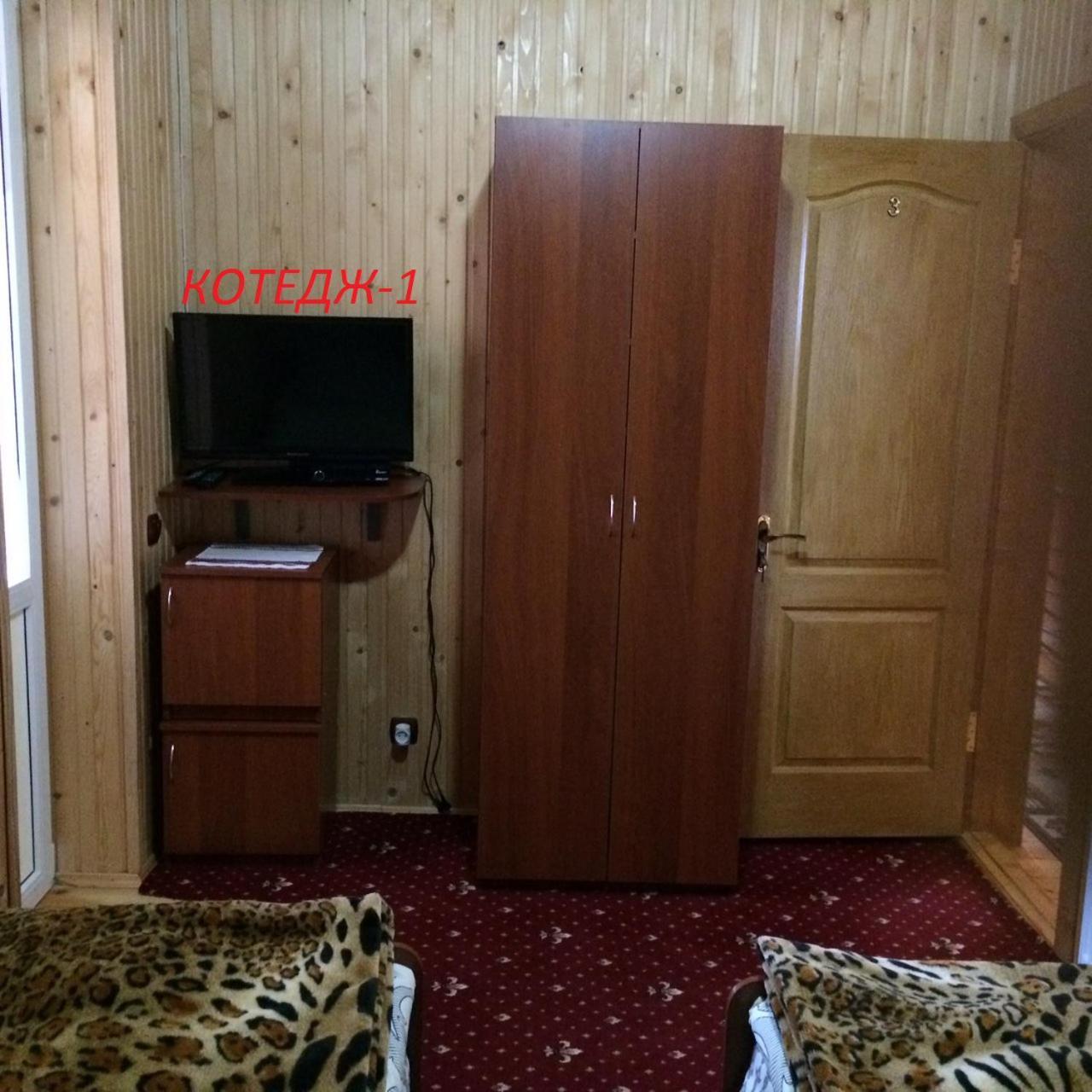 Котедж ,,Тік" Hotel Tatariv Exterior foto